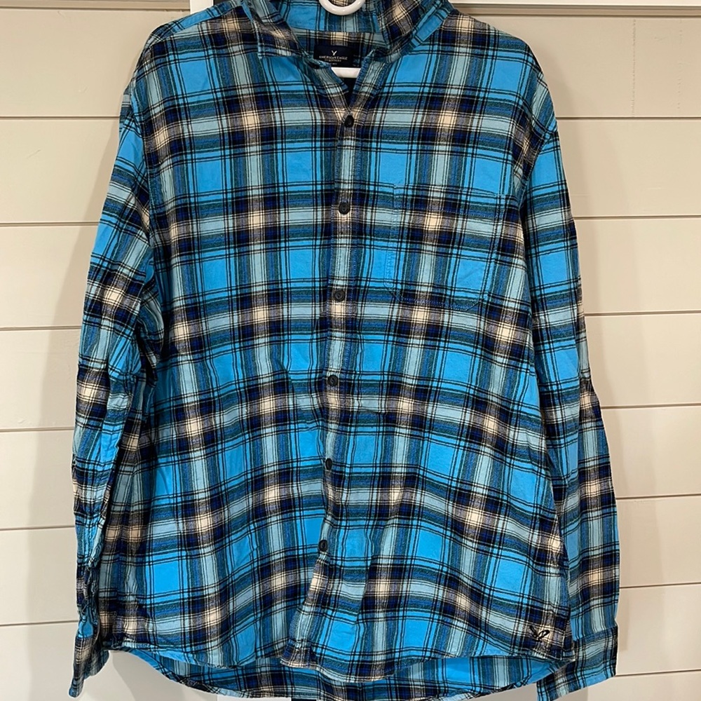 American Eagle Plaid Button Up Long Sleeve. Size 2XL